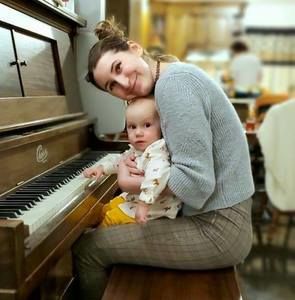 Meet your Posher, Vicky